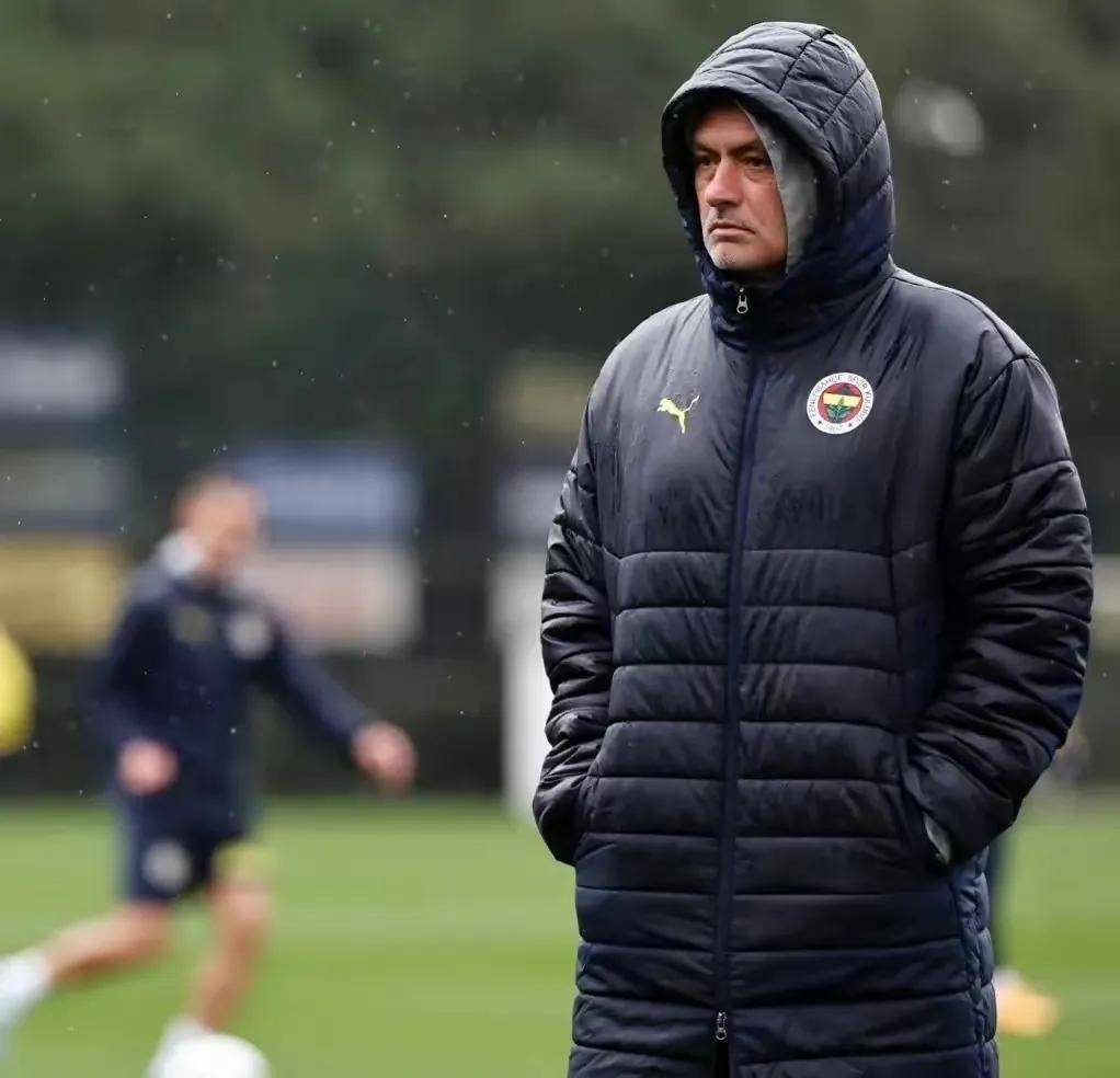 土耳其队迎来重要赛事，备战形势严峻