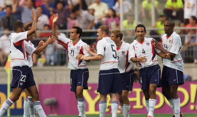 法国乒乓球队轻取韩国乒乓球队，波尔完成帽子戏法的简单介绍