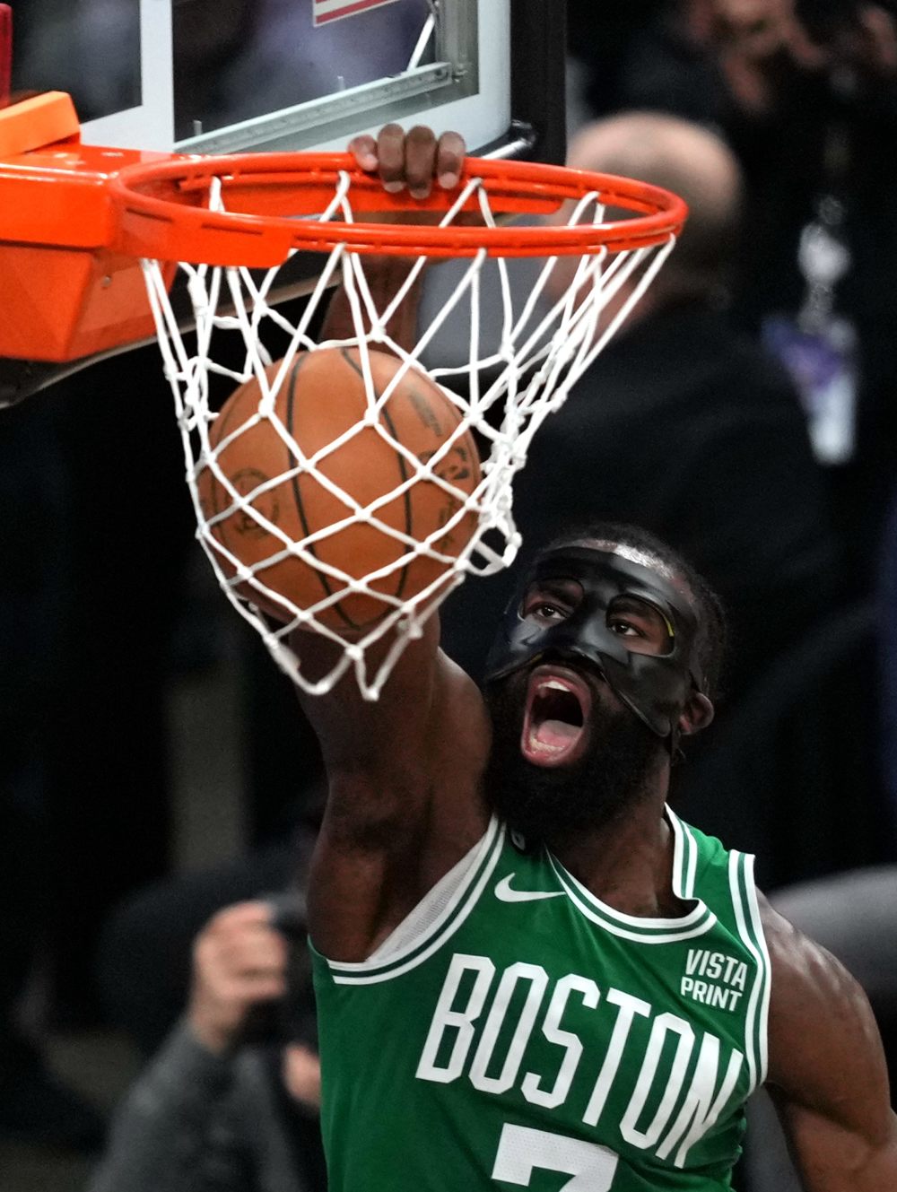 一场震撼的篮球比赛令人瞠目结舌